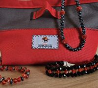 Tasche rotes Band